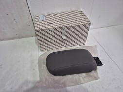 Fiat OE Підлокітник центрального тунелю 735703100 / 6YC48UGIAA Fiat Tipo Sedan 5D 15