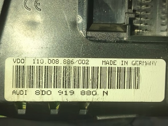 Volkswagen OE 8D0919880N 110.008.886/002 Z PIN przygotowany w SDK ЛІЧИЛЬНИК AUDI A4 B5 8D0919880N З ВАШИМ ПРОБІГОМ ТА PIN-КОДОМ FIS
