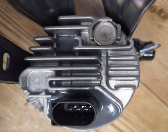 BMW OE 11515A5BD13 5A5BD13 BMW G20 G01 LCI X3 G06 G30 Електрична помпа охолоджуючої рідини G11 G12 G05 G07