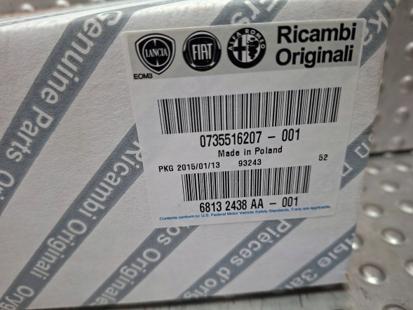 Fiat OE S2633791 ХРОМОВАНА НАКЛАДКА КЛАПАНА 0735516207 FIAT 500 2007-