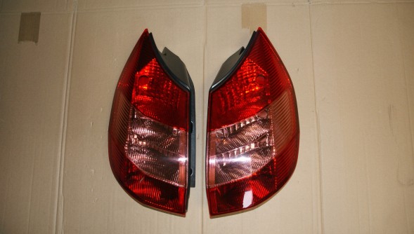 TYC 11-0460-01-2, 11-0459-01-2 RENAULT SCENIC II 2003-2005 ЛАМПА ЗАДНЯ ЛІВА ПРАВА