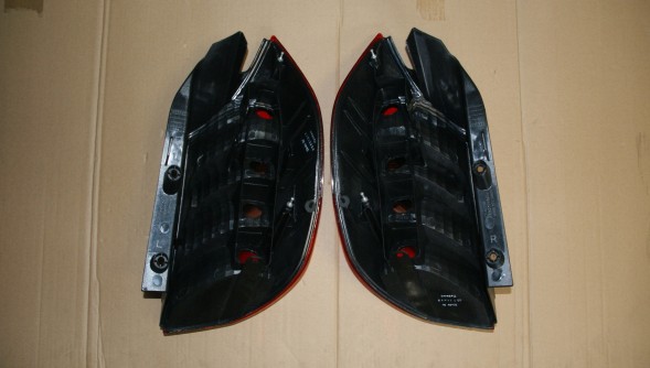 TYC 11-0460-01-2, 11-0459-01-2 RENAULT SCENIC II 2003-2005 ЛАМПА ЗАДНЯ ЛІВА ПРАВА