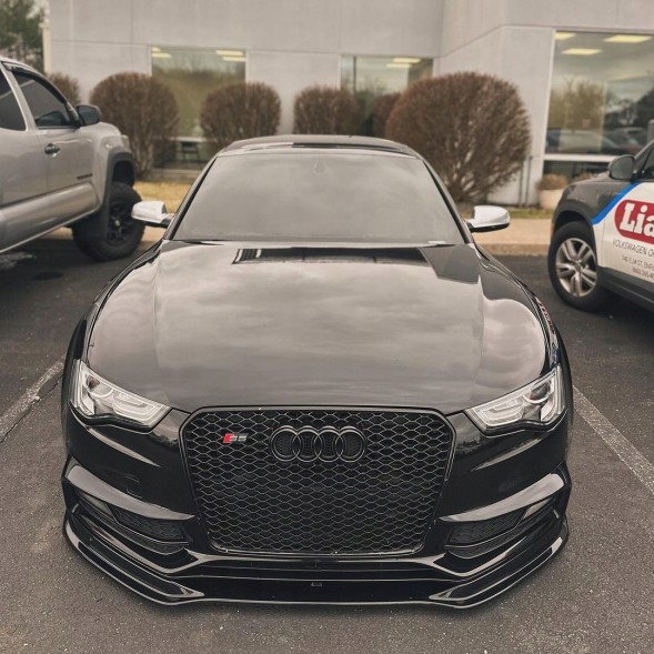 Китай AUDI A5 8T LIFT GRILL ATRAPA CHŁODNICY PLASTER MIODU 13-16 CZARNY POŁYSK Решітка радіатора Audi A5 8T рестайлінг чорний глянець