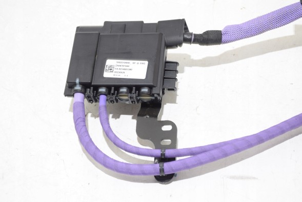 BMW OE 5A37BC1 7650310 6767444 5A70EF4 5A385F2 8796333 BMW Rozdzielacz 48V BMW X5 G05 X6 G06 X7 G07 LCI 40i 40iX Кабель живлення, розгалужувач 48V