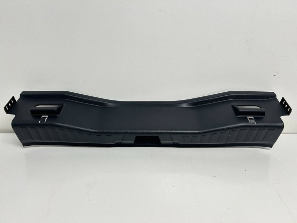 Ford OE R2KBS40352ADWvad FORD EXPLORER VII ЗАХИСНА ПЛАСТИНА ЗАДНЬОГО БАМПЕРА БАГАЖНИКА R2KB-S40352-ADW