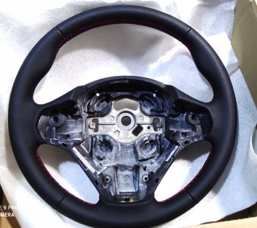 BMW OE 32306863346 BMW F20 F21 F23 F30 спортивне кермо, OE ШКІРА
