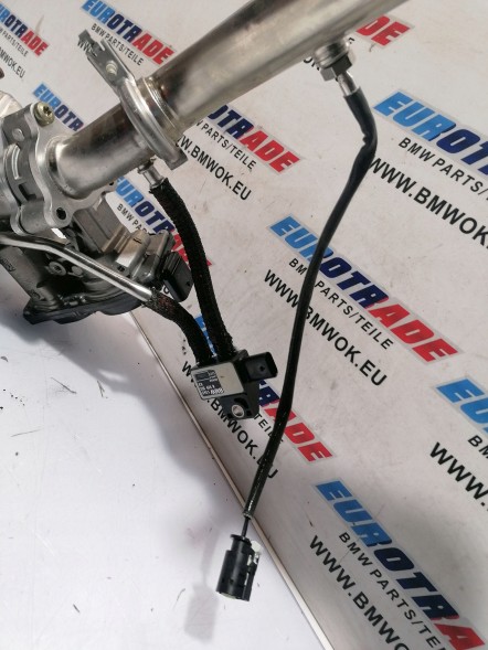 BMW OE BMW G01 G02 G11 G12 G30 G31 ОХОЛОДЖУВАЧ ВИХЛОПНИХ ГАЗІВ AGR 8576473 8576474 15 км