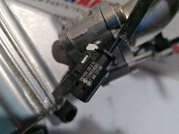 BMW OE BMW G01 G02 G11 G12 G30 G31 ОХОЛОДЖУВАЧ ВИХЛОПНИХ ГАЗІВ AGR 8576473 8576474 15 км