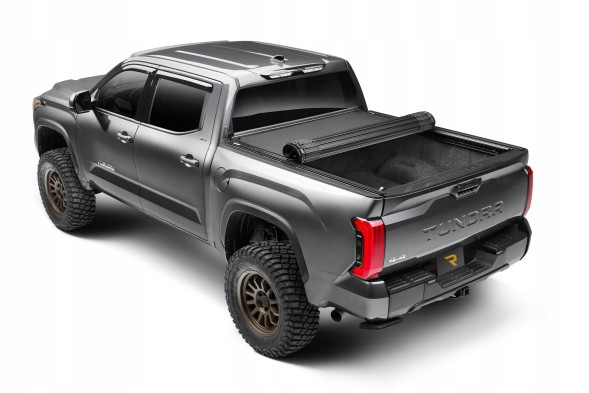 Китай 80447 BAK Revolver X4s тверде складане покриття кузова Toyota Tacoma 6 футів 2024-