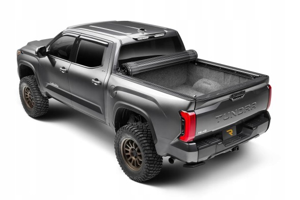 Китай 80447 BAK Revolver X4s тверде складане покриття кузова Toyota Tacoma 6 футів 2024-