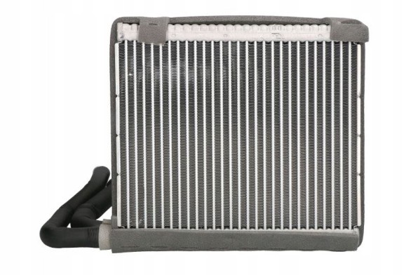 Mahle AE 119 000P Випарник кондиціонера mahle ae 119 000p