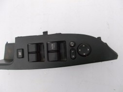 Mazda OE MAZDA 2 II panel ПЕРЕКЛЮЧАТЕЛЬ ВИКОННА ПАНЕЛЬ MAZDA 2 II 2007 - 2014 ЛІВА