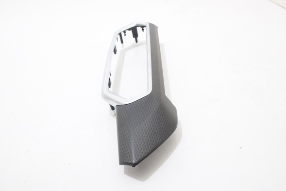 BMW OE 9871568 BMW Rhombicle dekor Декоративна накладка на панель приладів BMW X3 G01 X4 G02 LCI Rhombicle