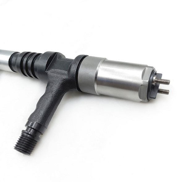 Професійні інжектори Common Rail для дизельних двигунів 6218-11-3100 6218-11-3101 095000-0562 095000-0560