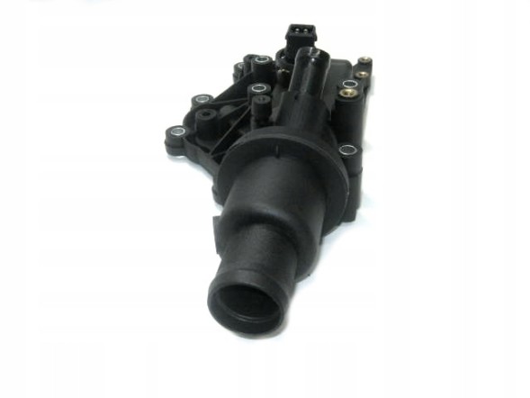 Renault OE 82 00 561 434 Термостат r 1.4-1.6 16v 02- з корпусом
