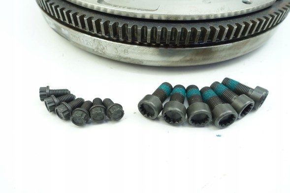 Sachs 2294 001 033 Колесо двомаси 06a105264l m 2294001033 seat skoda