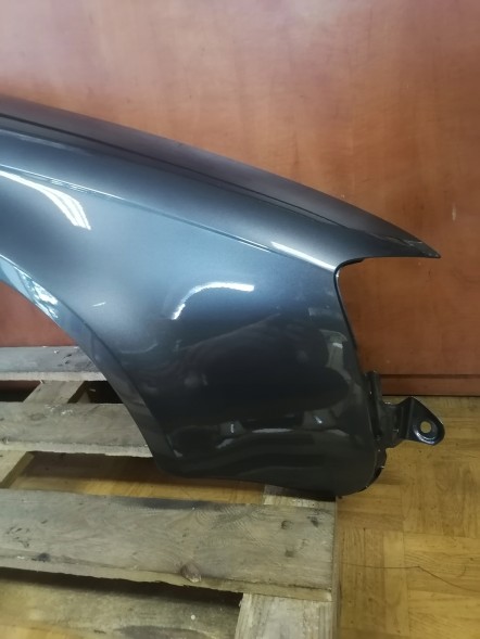 Polcar AUDI A4 B7 BŁOTNIK PRAWY PRZÓD LX7Z MASA ANTYKOROZYJNA AUDI A4 B7 БРИЗКОВИК ПРАВИЙ ПЕРЕДНІЙ LX7Z АНТИКОРОЗІЙНА МАСА