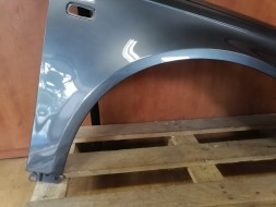 Polcar AUDI A4 B7 BŁOTNIK PRAWY PRZÓD LX7Z MASA ANTYKOROZYJNA AUDI A4 B7 БРИЗКОВИК ПРАВИЙ ПЕРЕДНІЙ LX7Z АНТИКОРОЗІЙНА МАСА
