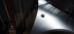 Fendcor 5903624055058 AUDI A3 8Л БРИЗКОВИК ПРАВИЙ LY7W АБО КОЛІР