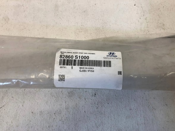 Hyundai OE 82860-S1000 Hyundai Santa Fe Планка дверей Хром Правий Фронт