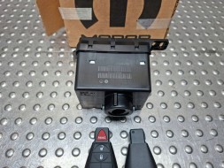 Dodge OE ЗАМОК ЗАПАЛЮВАННЯ З КЛЮЧАМИ КОМПЛЕКТ DODGE GRAND CARAVAN 08- 68284720AB