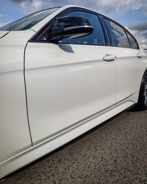Китай BMW F30 F31 DOKŁADKI PROGÓW BOCZNE SPLITTERY CZARNY POŁYSK BMW F30 F31 НАКЛАДКИ ПОРОГІВ БІЧНІ СПЛІТТЕРИ ЧОРНИЙ ГЛЯНЕЦЬ