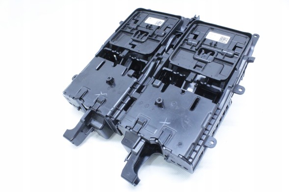 BMW OE 9871961 51169871961 #BNZ ПІДСТАКАННИК ОРГАНАЙЗЕР ЦЕНТРАЛЬНОГО ТУНЕЛЮ ТРИМАЧ ДЛЯ НАПОЇВ BMW G70 9871961