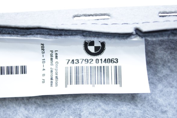 BMW OE 8067162 52108067162 ОБШИВКА ОББИВКИ ОПОРИ СТЕГОН КРІСЛА SCHWARZ BMW G80 G81 M3 G82 M4 M8 X3M
