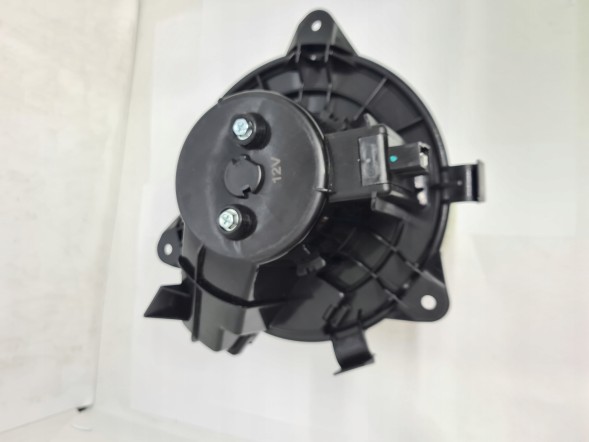 Behr Hella Service 8EW 351 039-331 ПОДУВОДУВКА FIAT BRAVO II STILO LANCIA DELTA III 03-