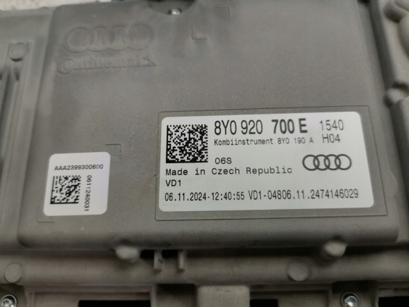 Audi OE 8Y0920700E, DWP1000964OE Лічильник панель приладів Audi A3 8Y0920700E