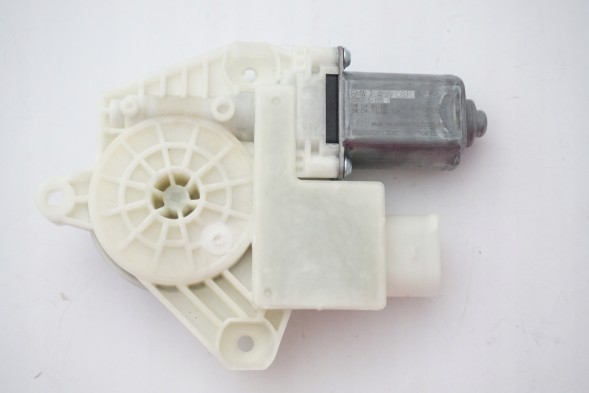 BMW OE OEM 7455081 BMW G30 G11 G12 Привід склопідйомника передній L