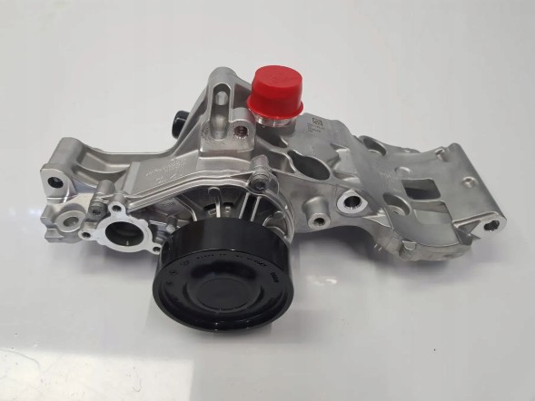 BMW OE 8631940 11518631940 НОВА лапа кронштейна насоса охолоджуючої рідини BMW F39 X2 F40 F45 F46 F48