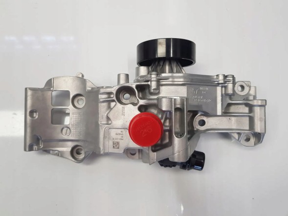 BMW OE 8631940 11518631940 НОВА лапа кронштейна насоса охолоджуючої рідини BMW F39 X2 F40 F45 F46 F48