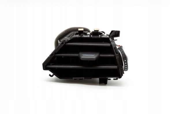 BMW OE 64226848618 Решітка повітрозабірника права BMW G20 G28 G22 i3 i4