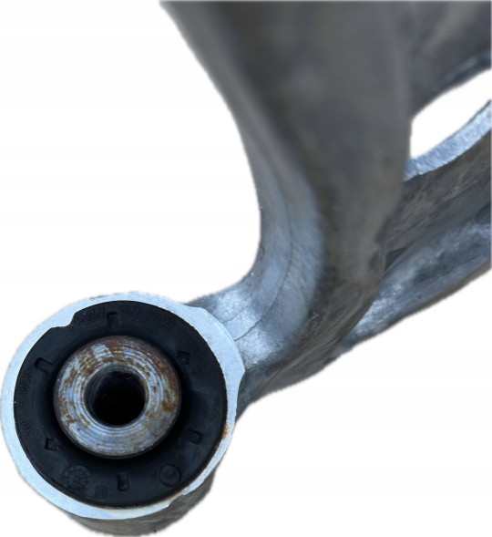Mercedes-Benz OE ZWROTNICA WAHACZE PIASTA PRZOD PRAWA MERCEDES CLA W118 B W247 EQB W243 247338602 2473340500 2473320200 2473330400 ORYGINAL ПОВОРОТНИЙ КУЛАК, ВАЖІЛЬ, СТУПИЦЯ ПЕРЕДНЯ ПРАВА MERCEDES CLA W118 B W247 EQB W243 OE