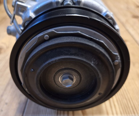 BMW OE 64527948809 7948809 BMW G32 G30 G05 G06 G07 X5 X6 КОМПРЕСОР КОНДИЦІОНЕРА 48V