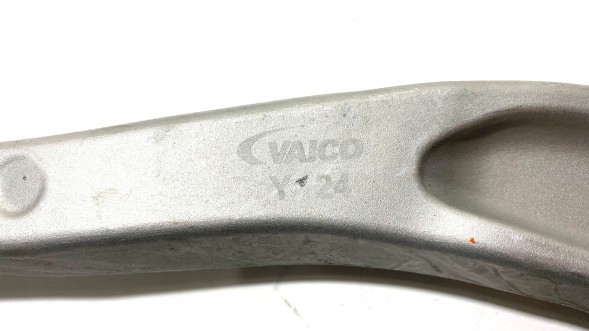 Vaico V10-5348 ПЕРЕДНИЙ ВАЛЕЖЕК AUDI A4 ALLROAD B9 A5 ПРАВИЙ
