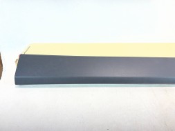 Kia OE 87724-H8400 pmi150921 4 ПЛА́НКА ДВЕРЕЙ ПРАВА ПЕРЕДНЯ KIA STONIC 87724-H8400