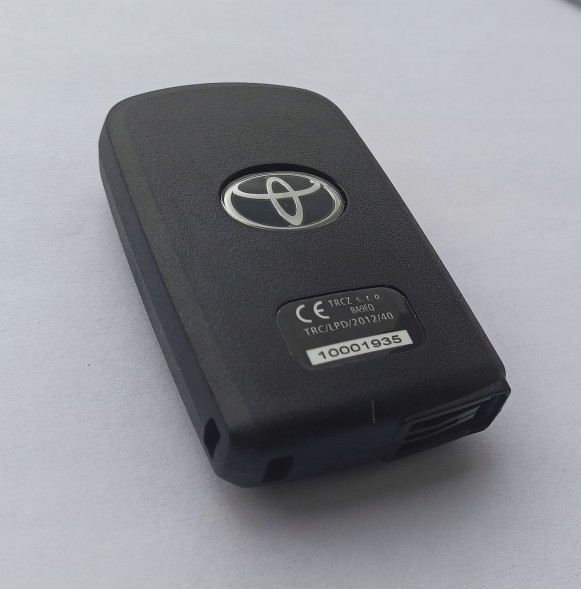 Toyota OE КЛЮЧ-БРЕЛОК ДЛЯ TOYOTA RAV4 (СМАРТ-КЛЮЧ) BA9EQ