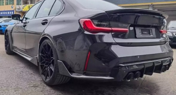 Китай 8574327057 КАРБОНОВІ НАКЛАДКИ ЗАДНІ БІЧНІ ДИФУЗОР СПОЙЛЕР MP STYLE BMW G80 G81