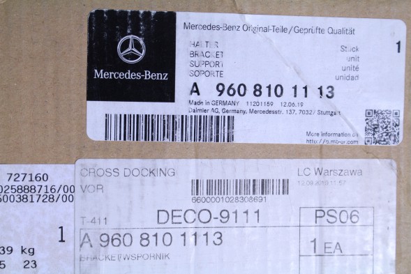Mercedes-Benz OE КАМЕРА ЛІВА MERCEDES A9608101113