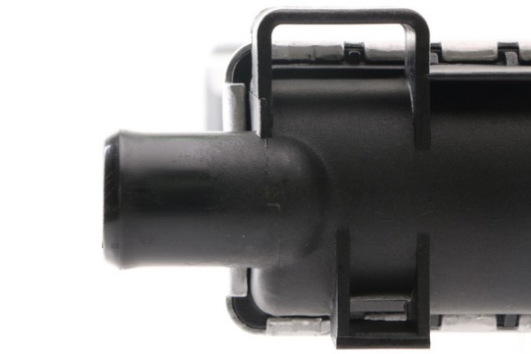 Mahle CR 235 000S Мерседес w124 w201 190 радіатор охолодження