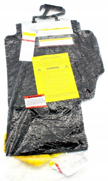 Audi OE 42B061221, DWP525604OE КИЛИМКИ ГУМОВІ ПЕРЕДНІ AUDI R8 4S КУПЕ SPYDER 42B061221 ORG