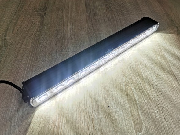 Китай 92648 Галогенна робоча лампа Прожектор 12x LED 12V 24V Switch 47W 3340lm