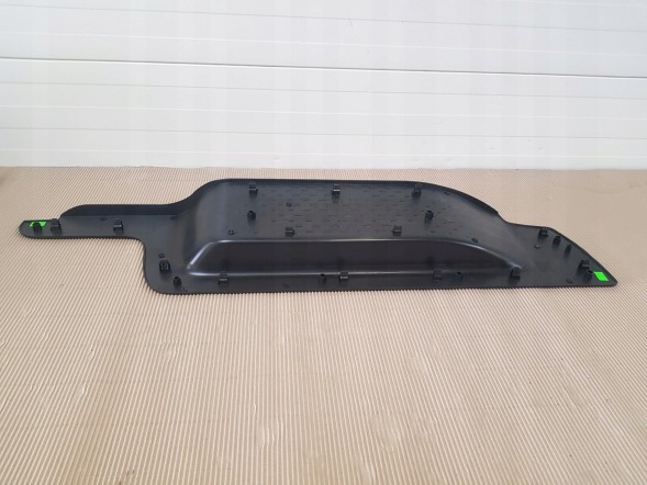 Renault OE 788128017R ПОРІГ СТУПІНЬ ПРАВИЙ ВЛУЧНИЙ III VIVARO B ТАЛАНТ