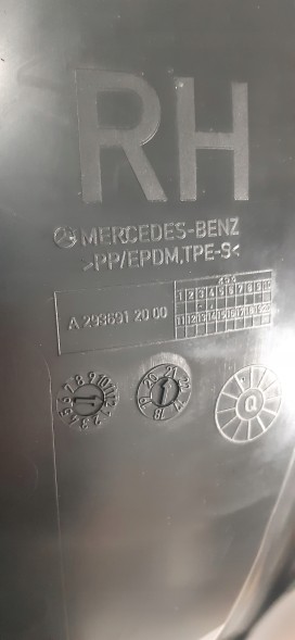 Mercedes-Benz OE A2936912000 MERCEDES EQC W293 NADKOLE PRAWY PRZÓD CZĘŚĆ TYLNA MERCEDES EQC W293 НАДКОЛЕСО ПРАВА ПЕРЕДНЯ ЗАДНЯ ЧАСТИНА A2936912000