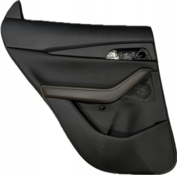 Mazda OE OE Mazda Панель внутрішньої двері (L) задня бекон Mazda CX-30 DM DGJ368550B12