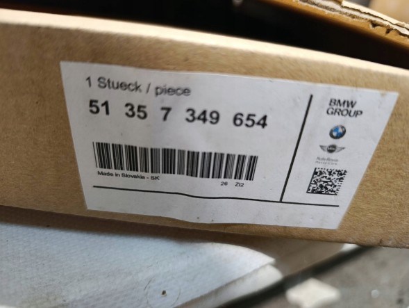BMW OE 7349654 pmi150921 НАПРАВЛЯЮЧА СКЛА ЗАДНІХ ПРАВИХ ДВЕРЕЙ BMW X1 F48 7349654