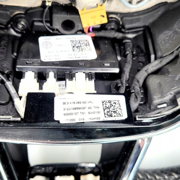 Skoda OE Рульове колесо Skoda OE 5E3419093AD