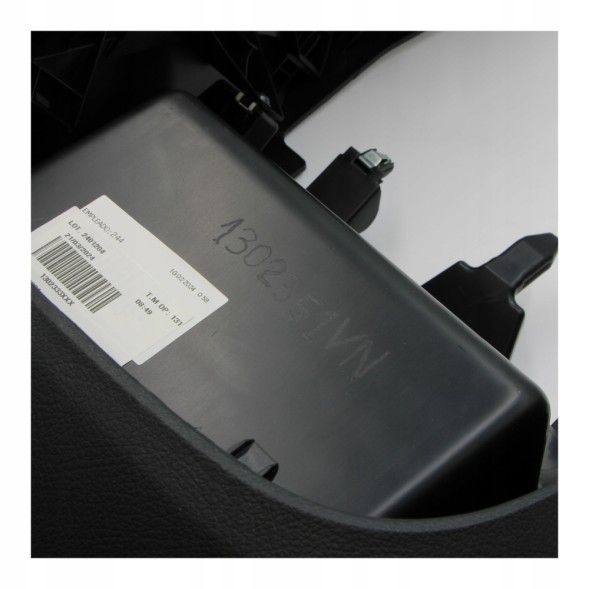 Mercedes-Benz OE ПОЛИЦЯ КОНСОЛЬНА VITO V КЛАС MERCEDES A44768003319051